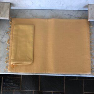 WATERFORD Shanghai Gold Leaf Beaded Place Mats 4